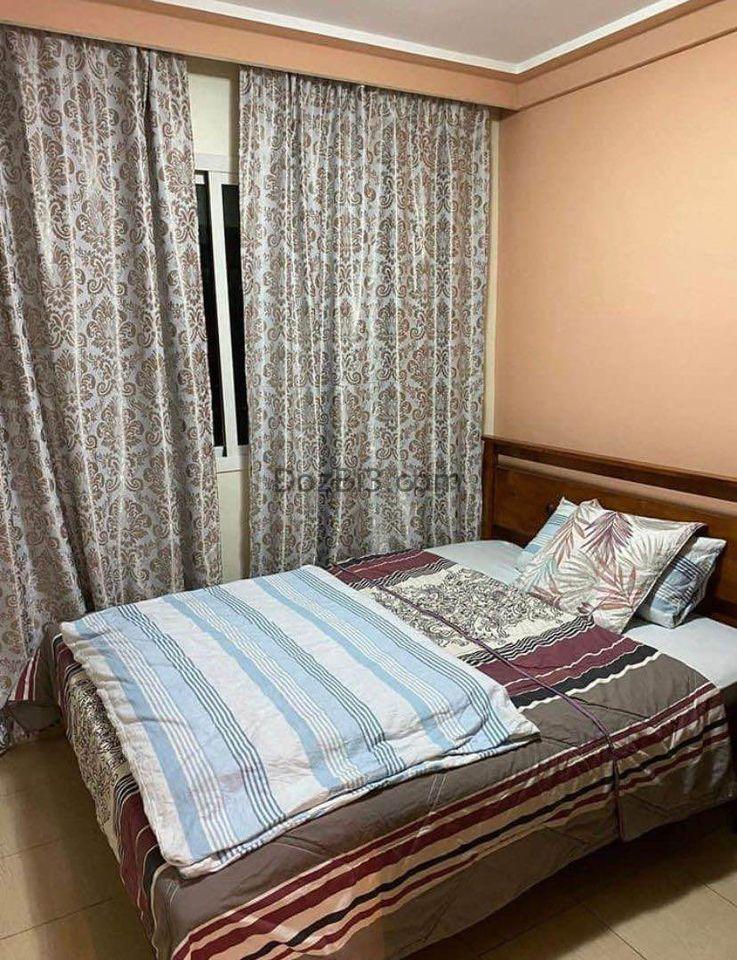 Chambre meublé