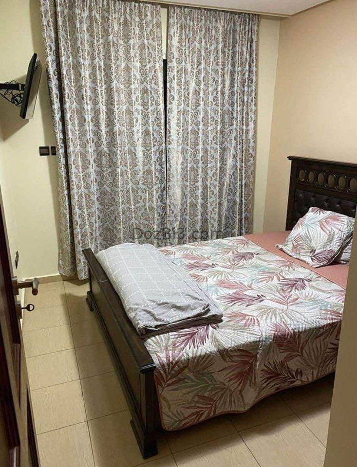 Chambre meublé