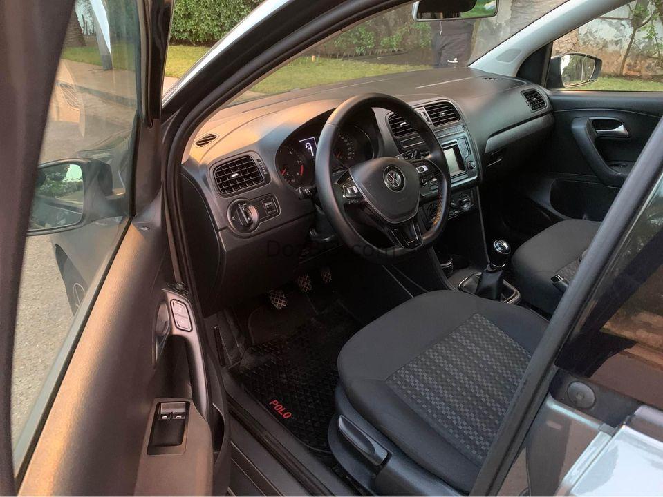 Volkswagen polo diesel fin 2016 Toute option