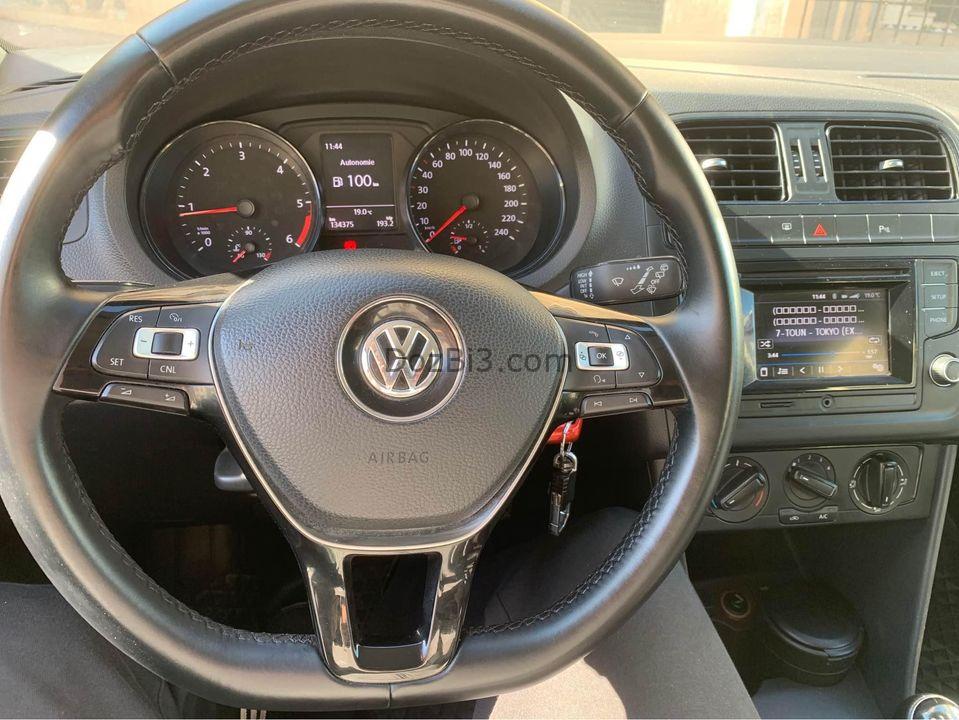 Volkswagen polo diesel fin 2016 Toute option