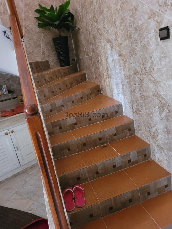 دار للبيع فحي النور