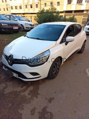 Clio 4 automatique à vendre