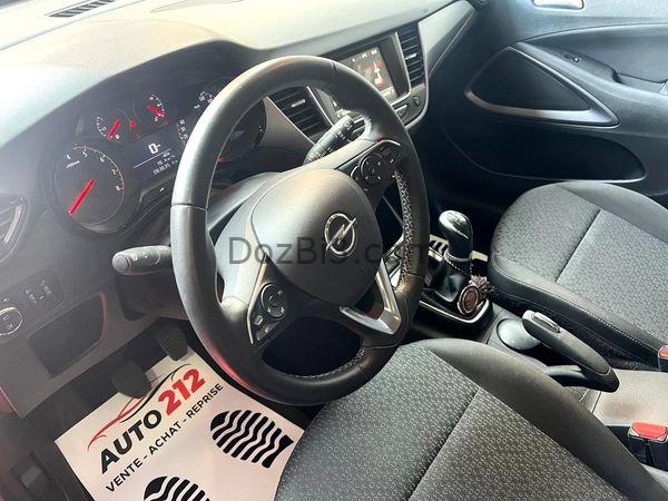 Opel Crossland X