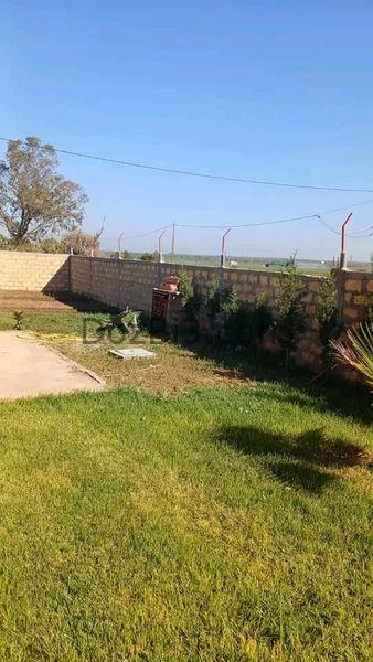 فيرمة للبيع 1147 متر