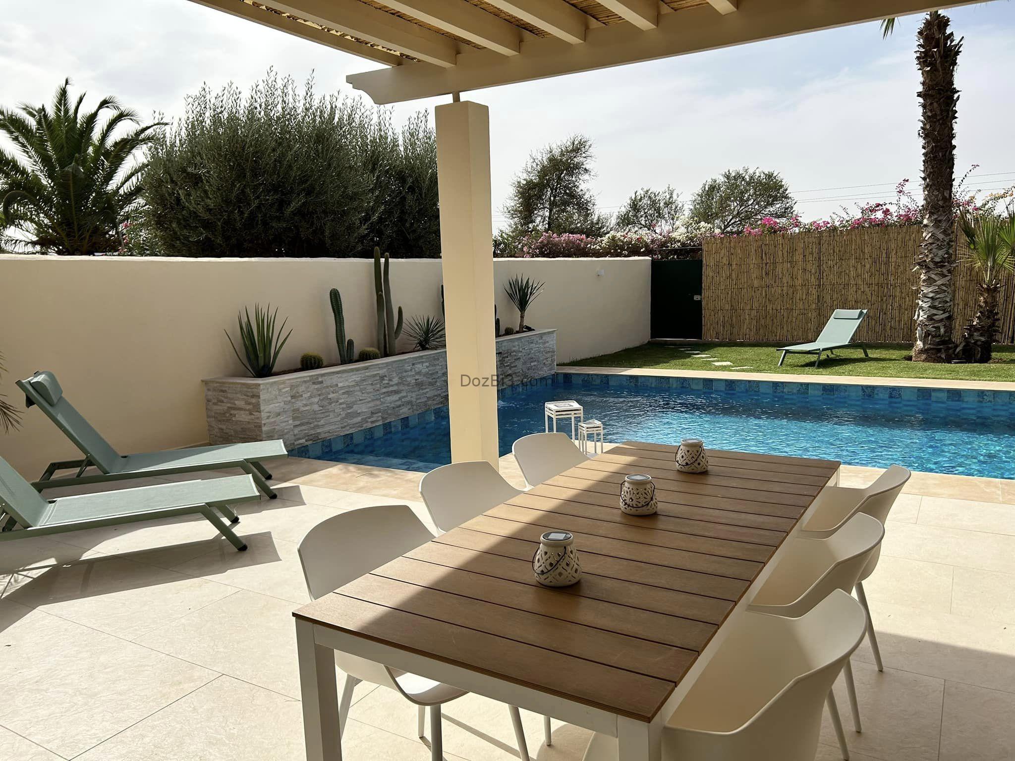LOCATION VILLA AVEC SA PISCINE CHAUFFÉE