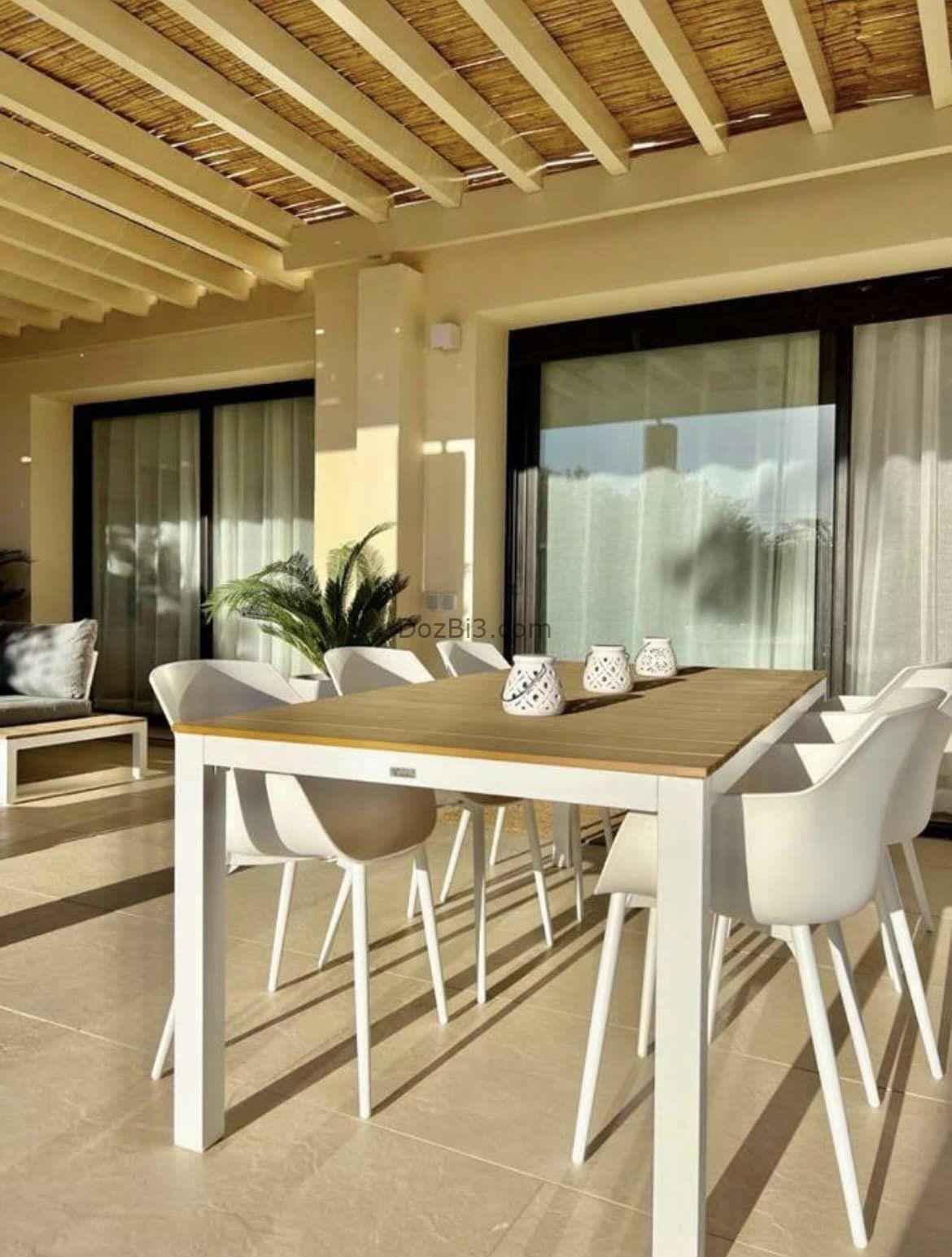 LOCATION VILLA AVEC SA PISCINE CHAUFFÉE