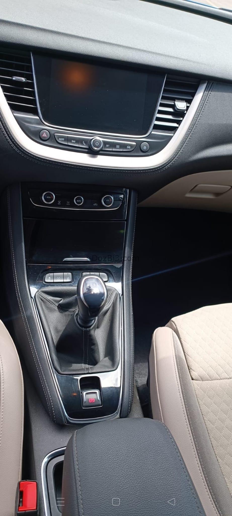 OPEL GRANDLAND X