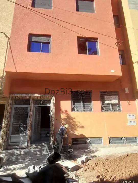 شقة للبيع في الطابق الاول