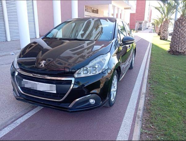 peugeot 208 بوجو
