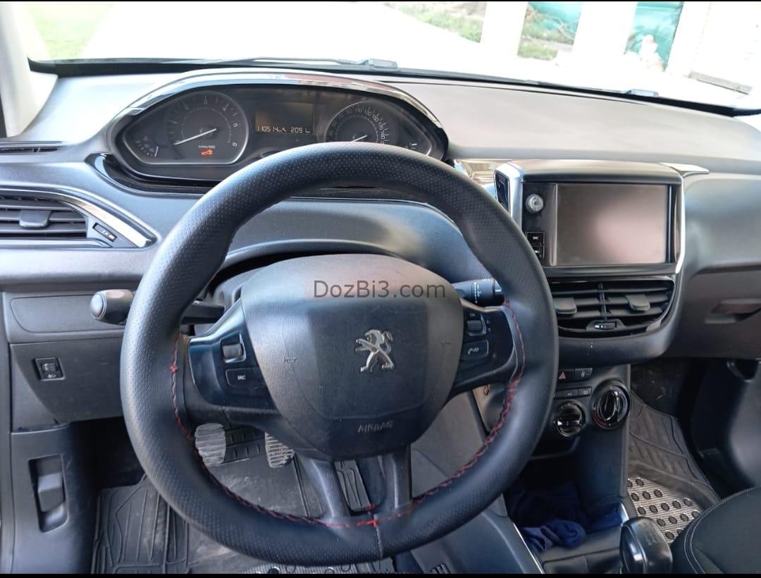 peugeot 208 بوجو