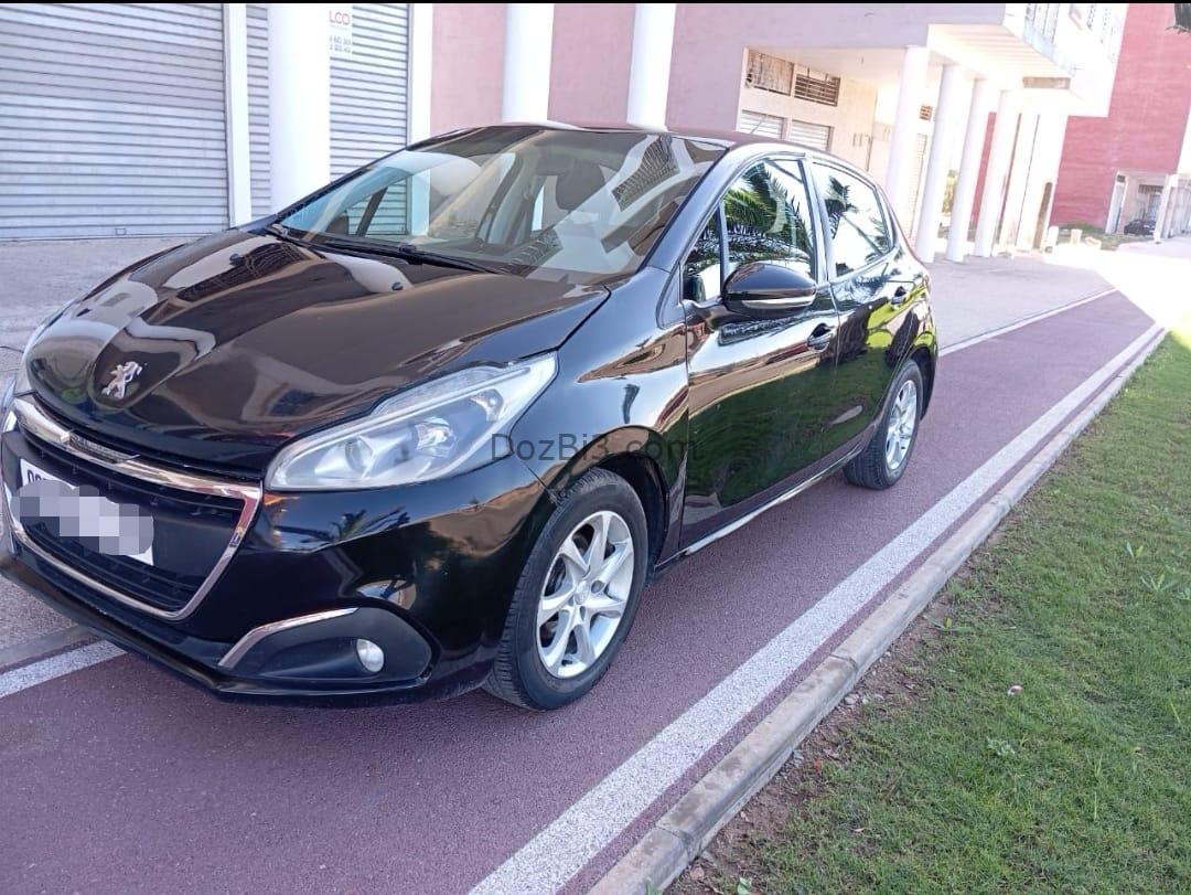 peugeot 208 بوجو