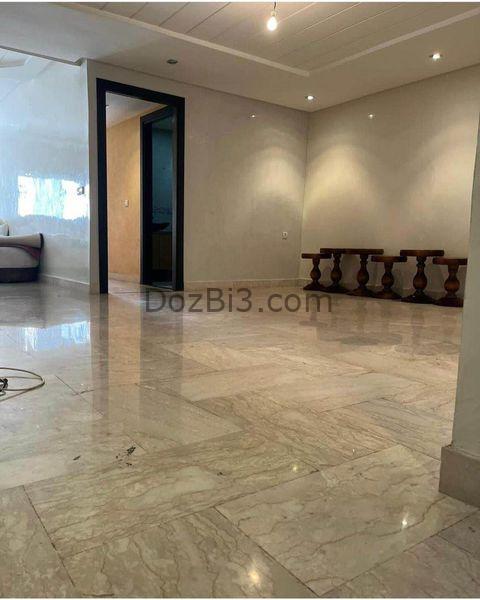 Appartement vide neuf à MAARIF