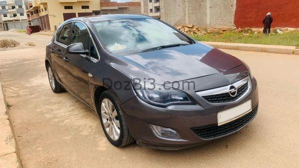 أوبيل أسترا كوصموص opel astra cosmos