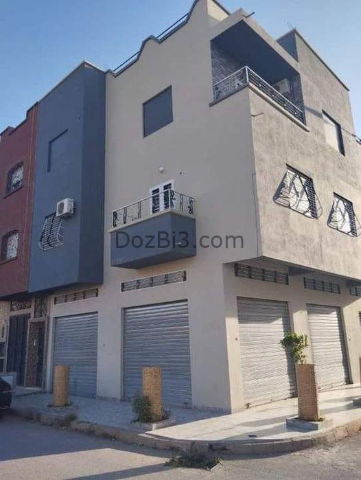 منزل للبيع بواجهتين