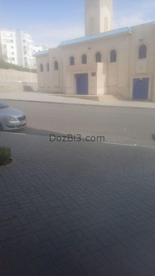 شقة سكنية باقامة مفتاح الساحل أنزا