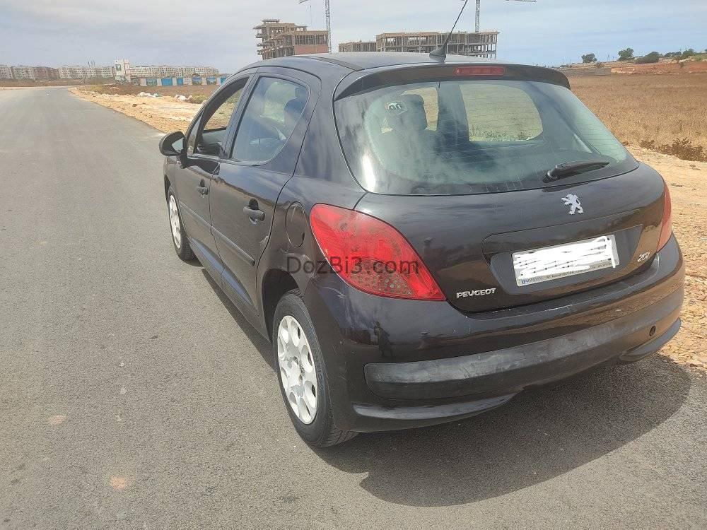 Peugeot 207 essence 2008