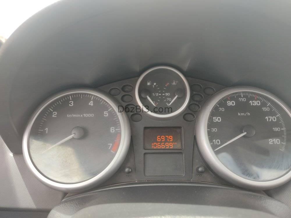 Peugeot 207 essence 2008