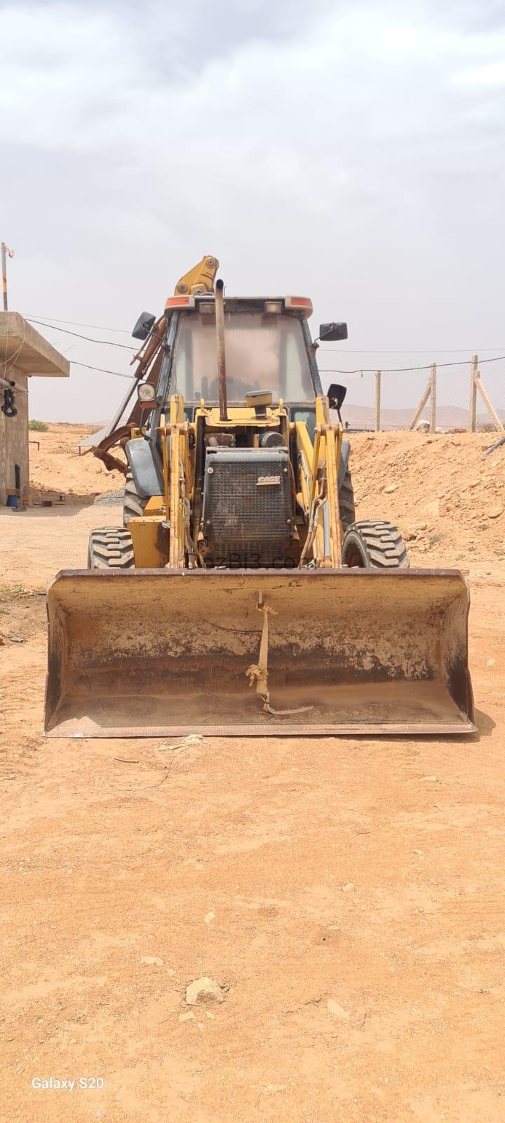 Tractopelle jcb 3cx