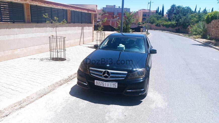 Mercedes c220 modèle 2012