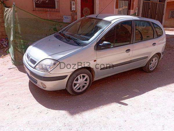 renault scenic dédouané