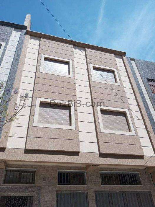 دار للبيع بالتجزئة