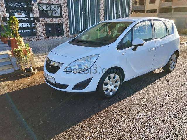 OPEL MERIVA 2011