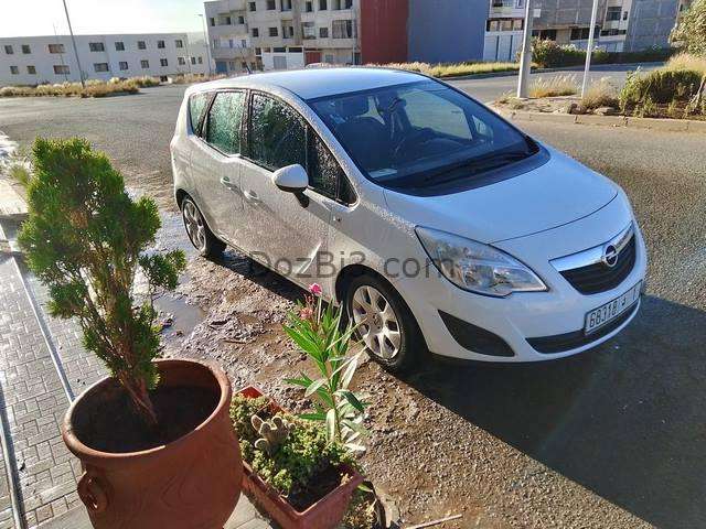 OPEL MERIVA 2011