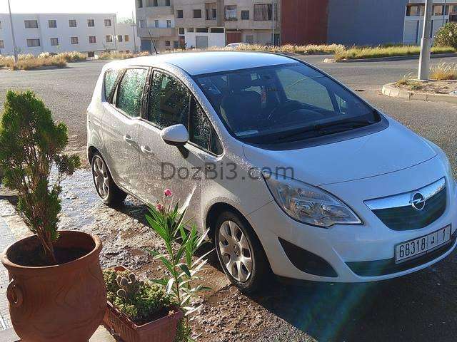 OPEL MERIVA 2011