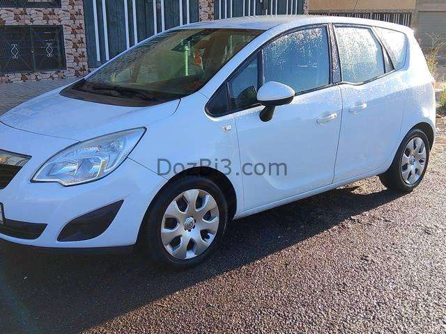 OPEL MERIVA 2011