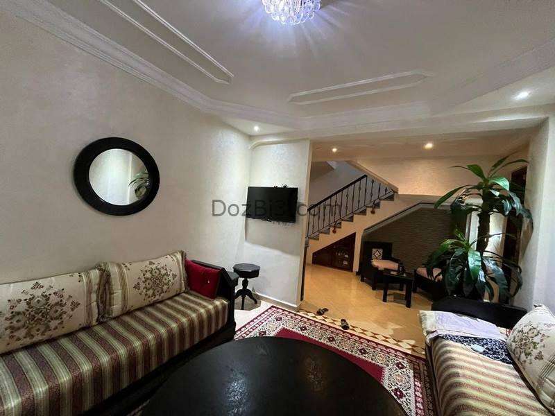 maison R+2 à louer meublé