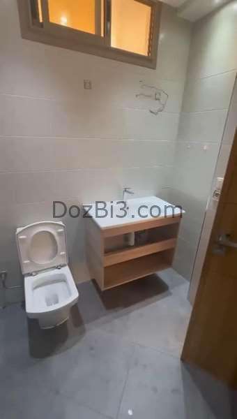 شقة للبيع بالطابق الثالث
