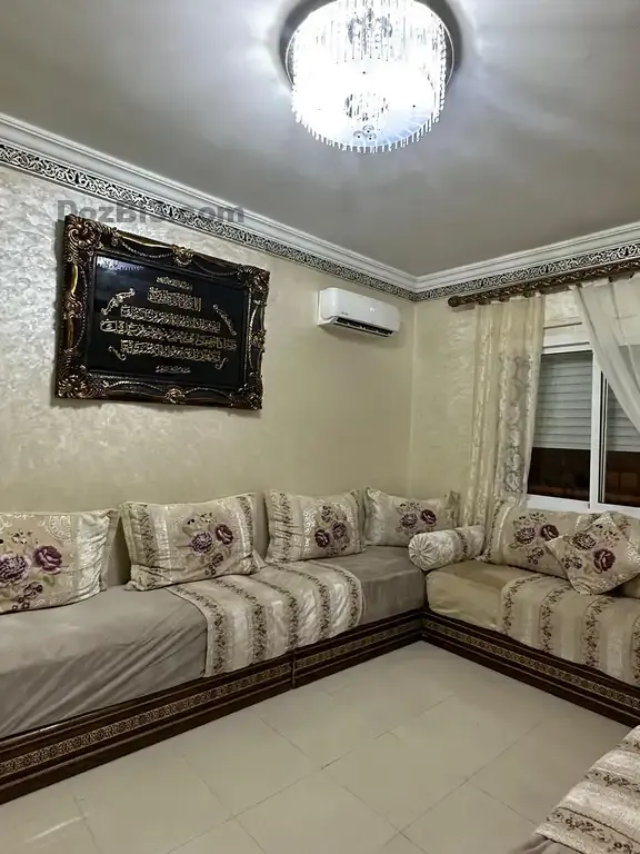 شقة مفروشة جديدة ونظيفة للكراء