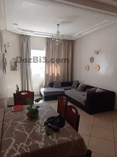 Appartement a louer semi meublé