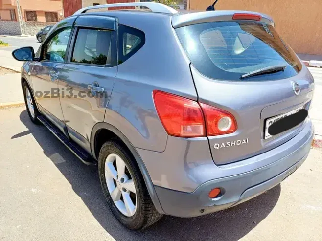 Nissan qashqai 2009