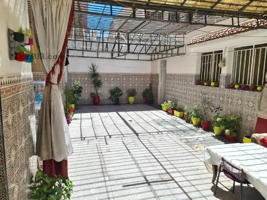 شقة للبيع بسلا الطابق الارضي