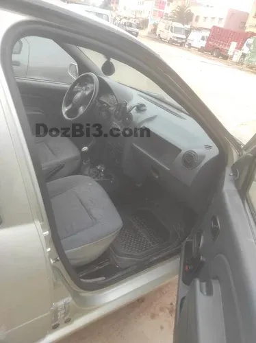 dacia logan 2006 essence