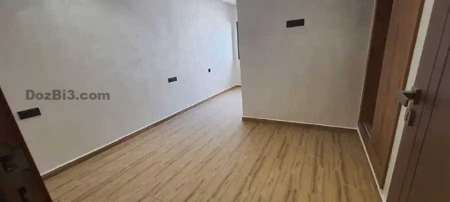 دوبلكس رائعة سفلي وفوقي