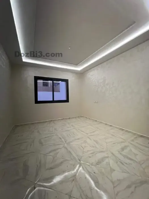 دوبلكس فاخر للبيع طريق عين شقف