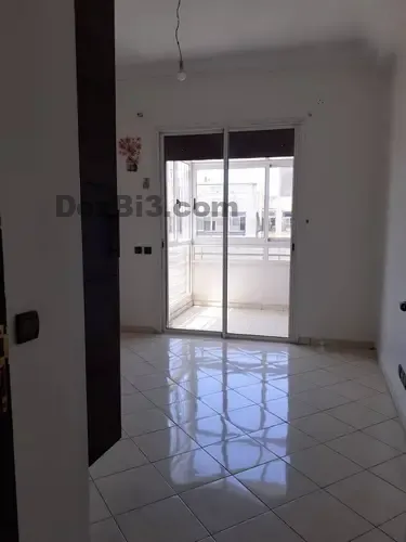 شقة للكراء إقامة العمران