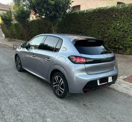 Peugeot 208 modèle 2020