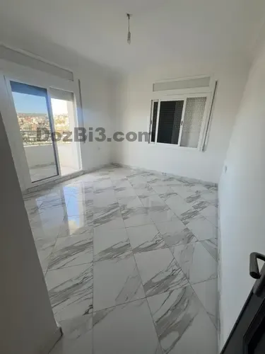 شقة للبيع حدا أسواق سلام