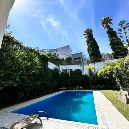 Villa de Luxe à Vendre Quartier Ibéria