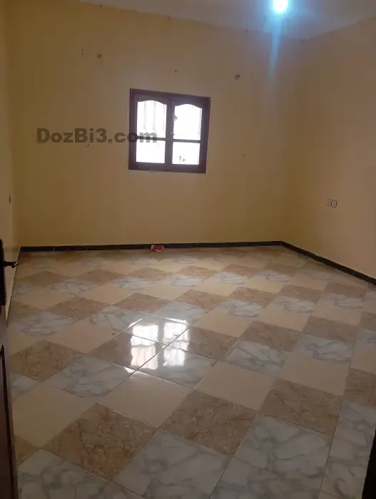 شقة للايجار بمدينة العيون