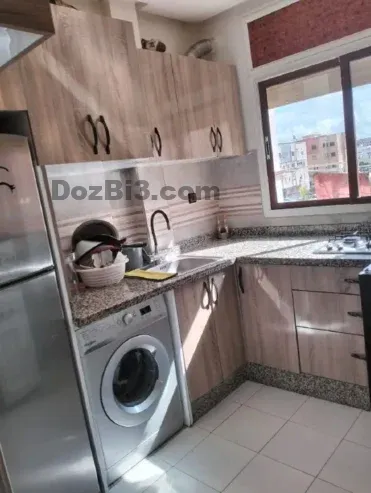 شقة للكراء حدا كارفور طريق القنيطرة