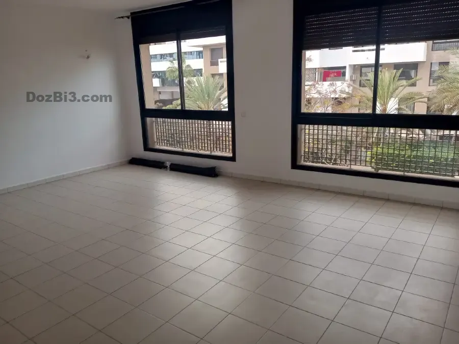 appartement vide à Mahaj Riad