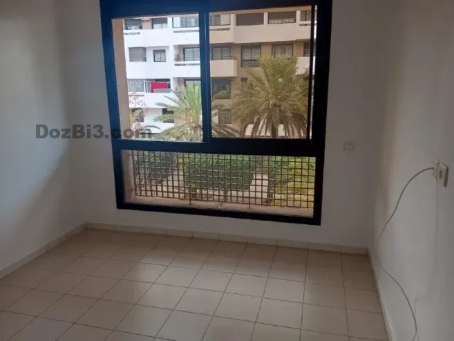 appartement vide à Mahaj Riad