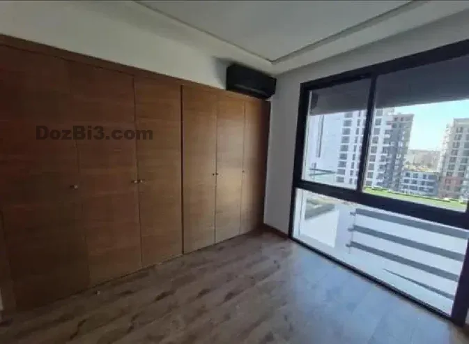 Appartement Vide à Louer à CFC