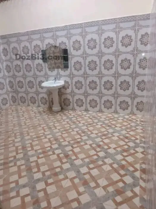 منزل للبيع محفضة في حي الياسمين