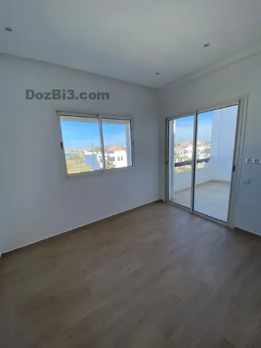 Appartement non meublé à louer à Dar bouazza