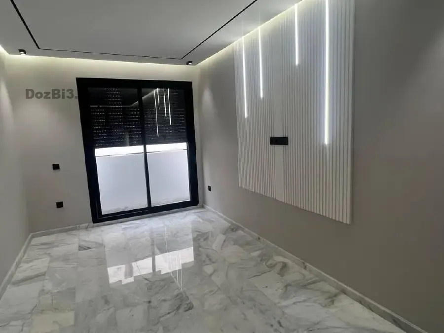 Studio haut STANDING longue DURÉE Chekh KHALIFA